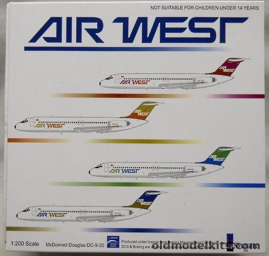 Inflight 1/200 McDonnell Douglas DC-9 Air West - (DC-9-30), IF932021 plastic model kit